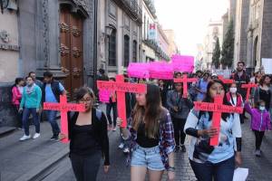 Frenar feminicidios, prioridad para candidatos en Puebla: ONG