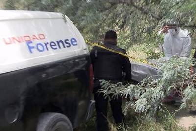 FOTOS: Hallan cadáver encobijado en la región de Tehuacán