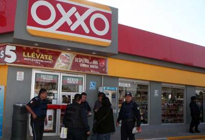 Hasta 8 asaltos a comercios por día en Puebla; empleados de Oxxos podrían estar coludidos: SSPyTM