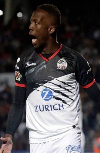 Luis Advíncula, ex de Lobos BUAP, jugará en el Rayo Vallecano