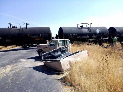 Cinco muertos y 10 heridos por choque contra tren en Jalisco