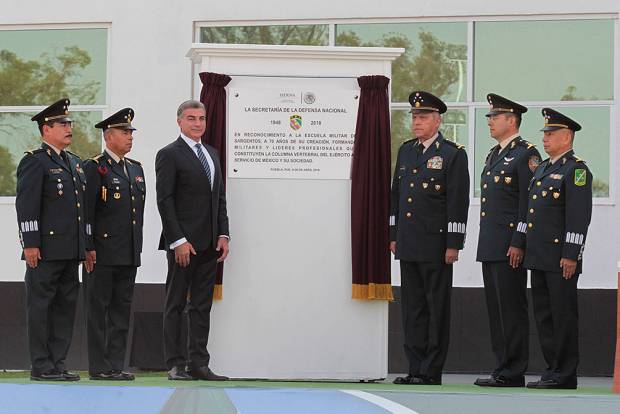 Celebran LXX aniversario de la Escuela Militar de Sargentos en Puebla