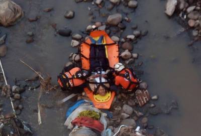 FOTOS: Quiso suicidarse y se arrojó de un puente en la junta auxiliar de Zaragoza