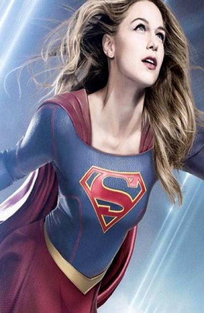 Supergirl sería la nueva cinta de Warner Bros.