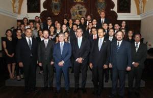 México requiere un cambio regido por la transparencia: Tony Gali