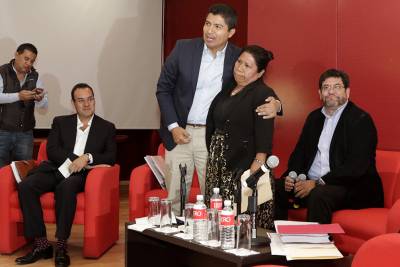 Candidata de Nueva Alianza se suma a Eduardo Rivera