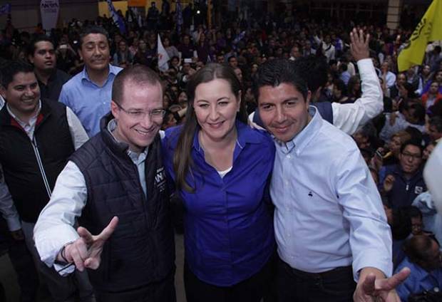 Martha Erika Alonso arranca precampaña con Anaya y Rivera