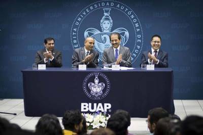 Instituto de Fisiología de la BUAP, un centro educativo y científico de primer nivel: Esparza Ortiz