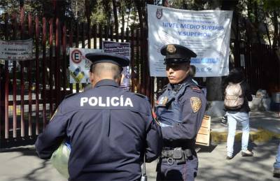 Comando armado roba vales de despensa en la Escuela de Medicina del IPN