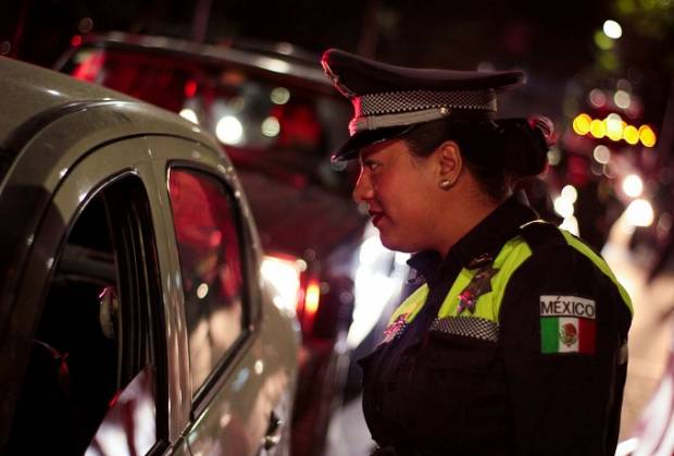 Alcoholímetro en Puebla remitió nueve vehículos al corralón