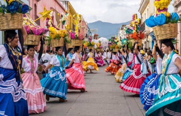 Oaxaca se viste de Guelaguetza