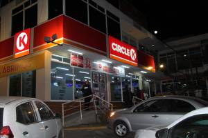 Asaltantes matan a supervisor de tienda Circle K en Concepción Guadalupe