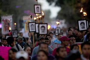 Juez libera a cuatro implicados en el caso Ayotzinapa