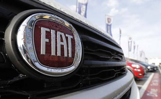 Profeco emite alerta por fallas en 122 mil vehículos de VW y Fiat Chrysler