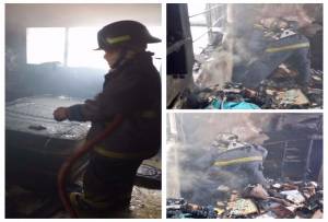 Bomberos de Puebla atendieron incendio en vivienda de Lomas de Loreto