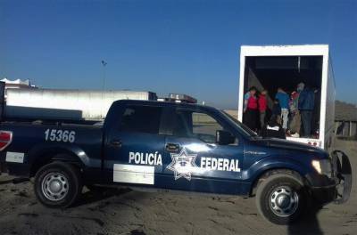 Rescatan a 29 centroamericanos a punto de la asfixia en la Puebla-Córdoba