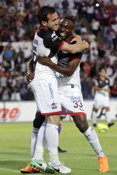 Lobos BUAP goleó 5-0 al Veracruz en duelo directo por el descenso