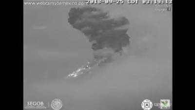 VIDEO. Popocatépetl lanza fragmentos hasta a 1 km del cráter