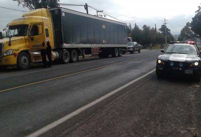 Gremio transportista denuncia tres asaltos diarios en carreteras de Puebla