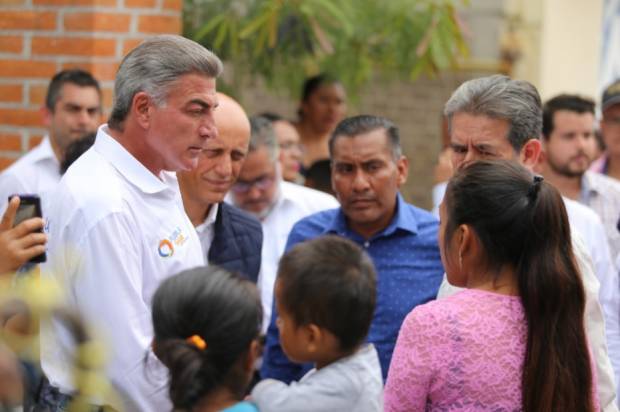 Puebla está activa: Tony Gali; inicia reconstrucción en Jolalpan