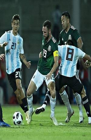 México no pudo con Argentina; cayó 2-0