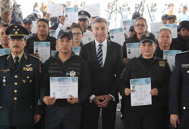 Se gradúan 167 elementos de la Academia de la Policía Estatal