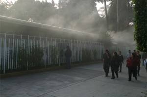 Atienden conato de incendio en la cafetería del CENHCH en Puebla