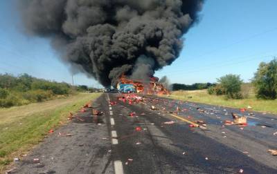 Cuatro muertos y 17 heridos por choque y explosión en Tamaulipas