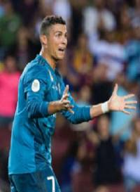 Cristiano Ronaldo fue suspendido cinco partidos por empujar al árbitro