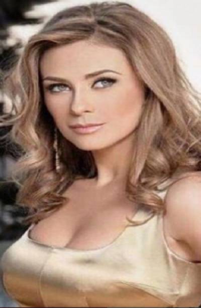 Aracely Arámbula está orgullosa de sus &quot;encantos&quot;