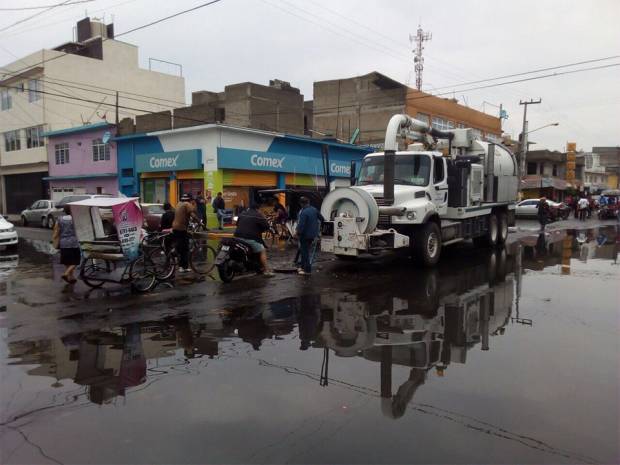 Desastre en Nezahualcóyotl con 3 mil 700 viviendas inundadas