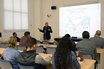 Con reflexión académica, la BUAP celebró el Día Mundial del Docente