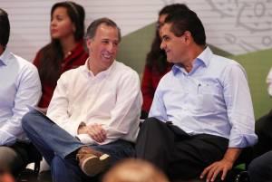 Gobernador de Michoacán se va con Meade