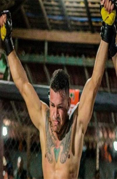 Matan a luchador de la MMA frente a su esposa e hijo en Brasil