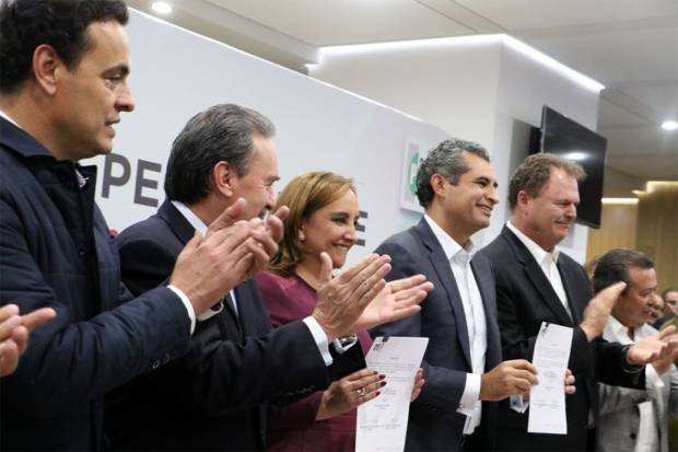 PRI aprueba inscripción “fast track” de la precandidatura de Meade