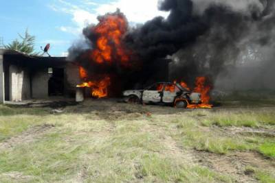 FOTOS: Arde vivienda huachicolera en Tepeaca, Puebla