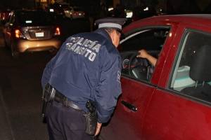 Alcoholímetro en Puebla remitió 24 vehículos al corralón