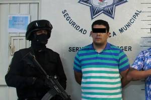 Renuncia director del C5 en Puebla tras captura de su hijo durante secuestro