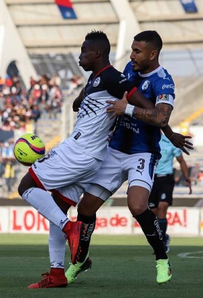 Lobos BUAP cayó 2-0 ante Gallos Blancos