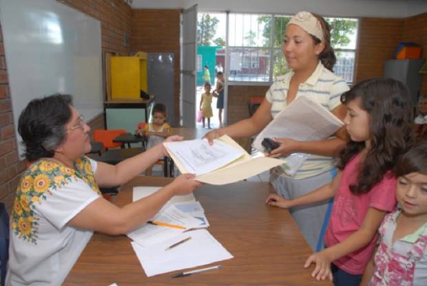 Cuotas escolares no son obligatorias, advierte la SEP Puebla