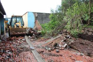 Suman 60 viviendas afectadas en Ocoyucan por crecida del río Atoyac