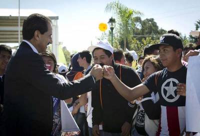 Rector de la BUAP preside cuarto informe de labores en Preparatoria &quot;Alfonso Calderón Moreno&quot;