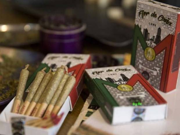 Cajetilla mexicana de cigarros de mariguana, ya a la venta