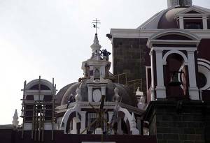 Grietas en Catedral de Puebla y daños acentuados en diversos templos son las afectaciones del sismo del pasado viernes