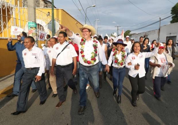 Salvador Castañeda donará su sueldo como edil de San Andrés Cholula