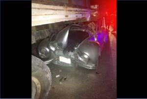 Una muerta y cuatro lesionados, saldo de accidente en la carretera a San Miguel Espejo