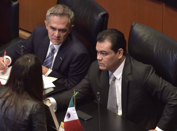 Morena saca a Zepeda de Comisión de Justicia; senadores del PAN y PRI se rebelan