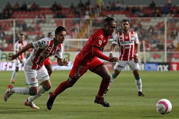 Lobos BUAP salió goleado 5-0 ante Necaxa