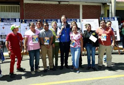 Banck entrega pavimentaciones en Valle de las Flores y San Diego Manzanilla