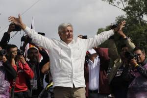 AMLO llama a evitar provocación y violencia en Puebla